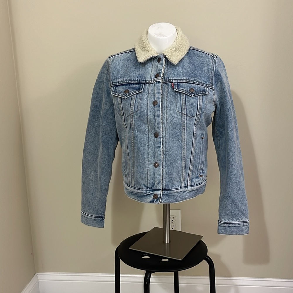 NWOT Levi’s Premium Original Denim Sherpa Jacket